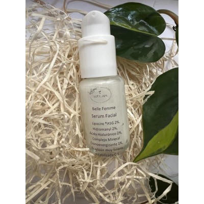 Sérum Belle Femme: Lipocire ®ASG, Hidromanyl 2%, Ácido Hialurónico 2%, Complejo Mineral Cronoenergizante 1%, base emulsión.